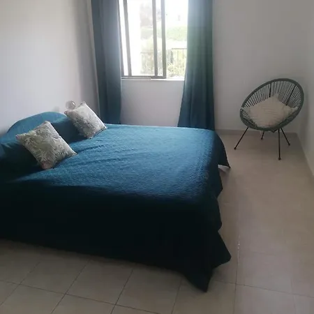 Jardins Da Falesia מלון דירות אלבופיירה