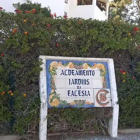 Апарт-отель Jardins Da Falesia *